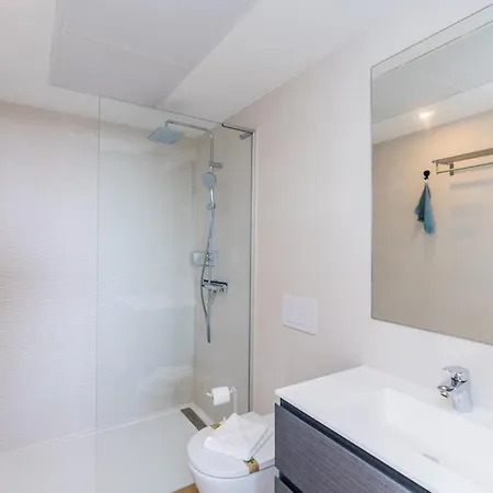 Al4-1916 - - Alcazaba Lagoon Apartment Estepona