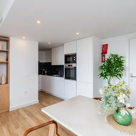 Al4-1916 - - Alcazaba Lagoon Apartment *