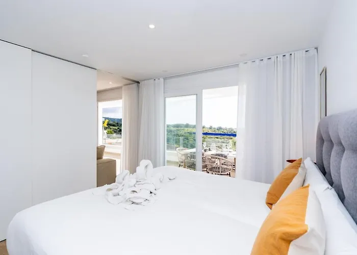 Al4-1916 - - Alcazaba Lagoon * Эстепона